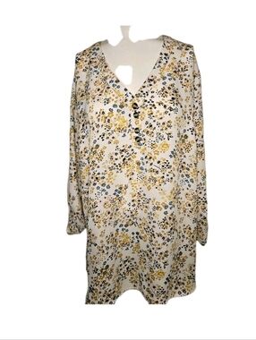 Maurice's Women's Long Sleeved Partial Button Front Blouse Size 1X